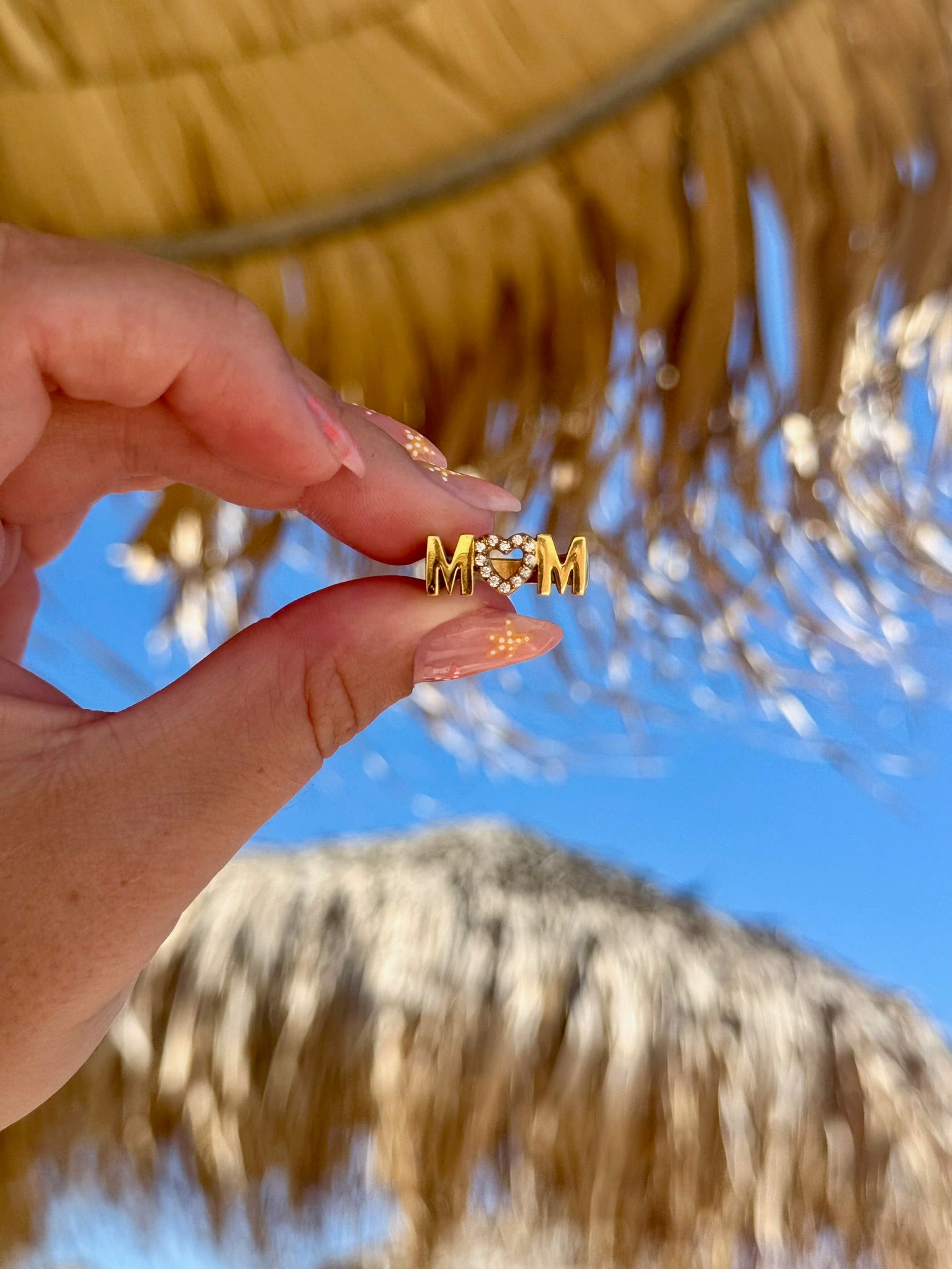 Amoria MOM Crystal heart ring 18K guldbelagt